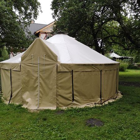 Jurten Im Garten Eden Bub Hotel Gutzkow Eksteriør billede